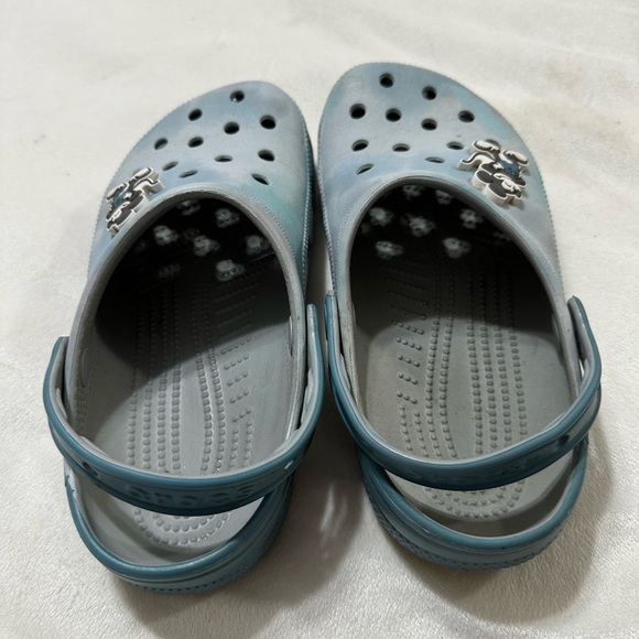 Disney crocs - Picture 2 of 3